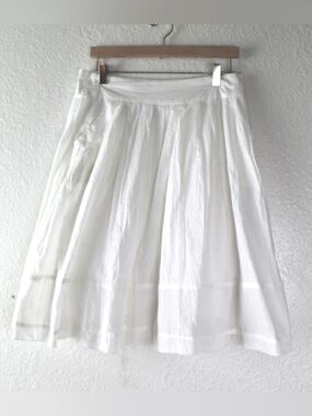 Forever 21 Medium vintage White Pleated A-Line midi cotton  Skirt with pockets